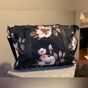 Mosiso Padded Office and laptop bag with crossbody strap, black floral large bag